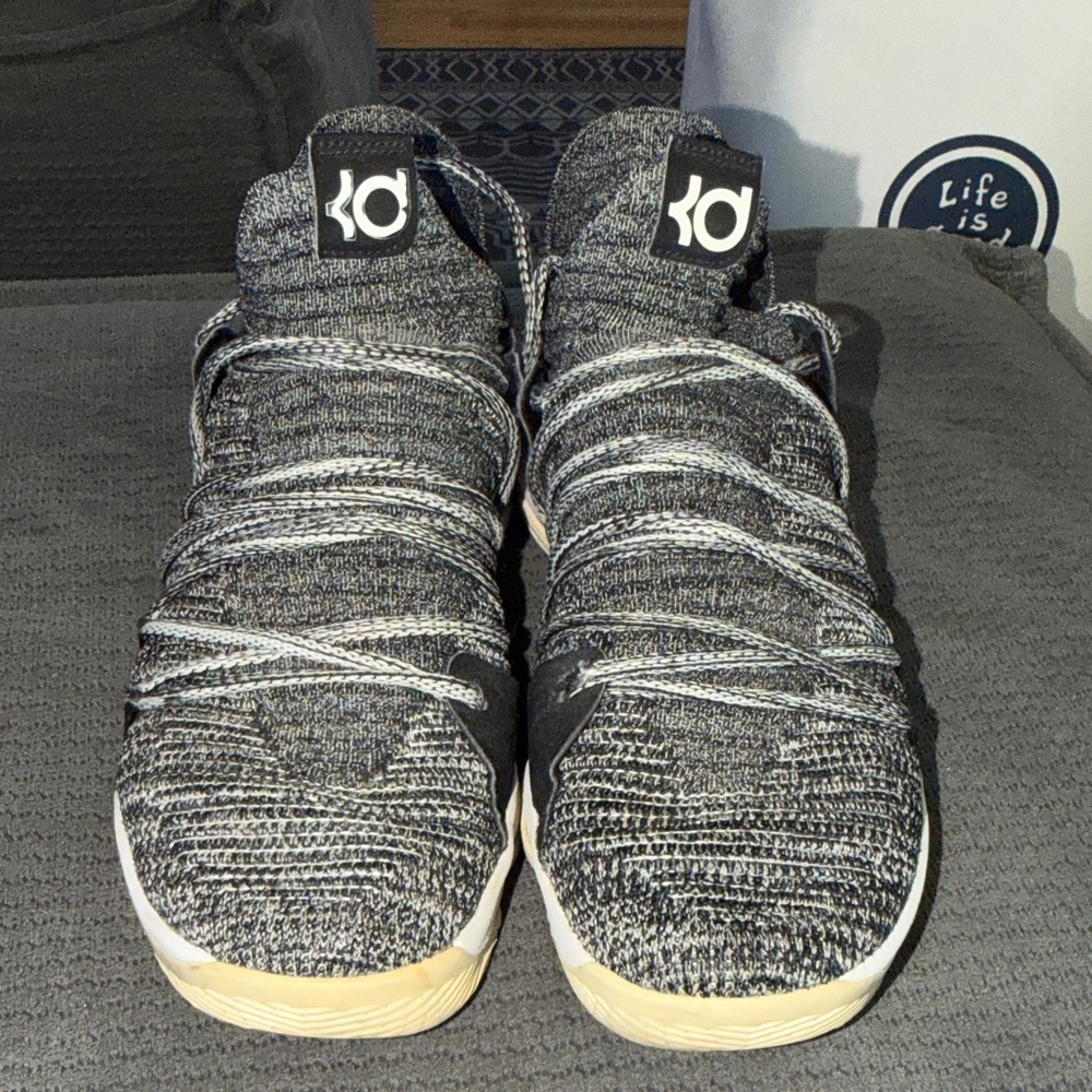 Nike KD’s Black and White Knit Sneakers - Picture 4 of 4